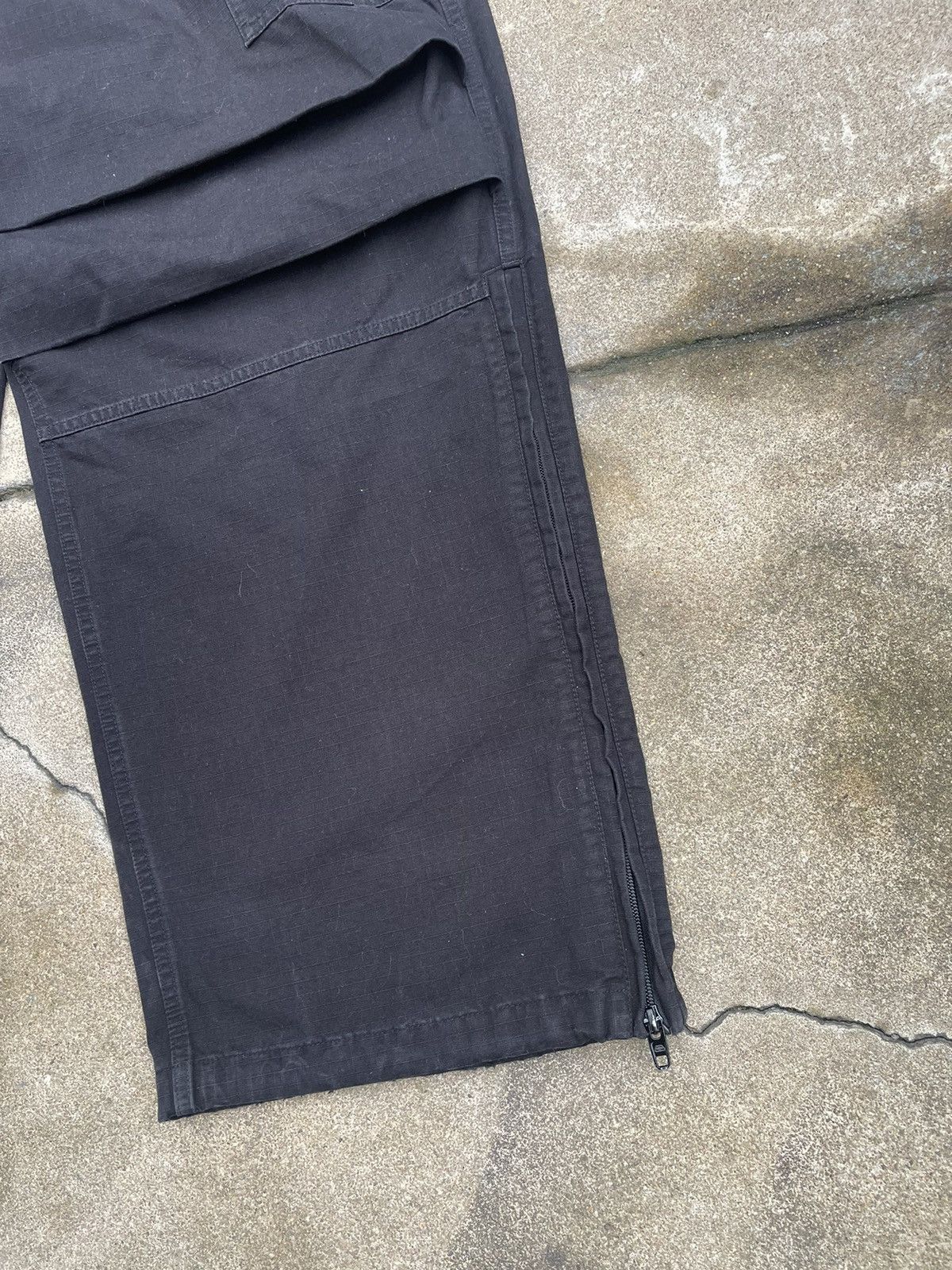 Balenciaga FW22 Flared Pulled Cargos Size US 32 / EU 48 - 5 Thumbnail
