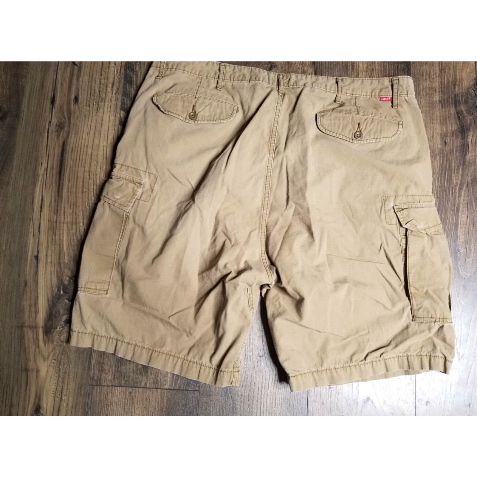 Levi's Levi's Cargo Shorts | Size 42 | Khaki Beige | Distressed Cargo Pockets | Men | Regular Fit | Summer | Cotton Twill | Be... Size US 42 / EU 58 - 2 Thumbnail