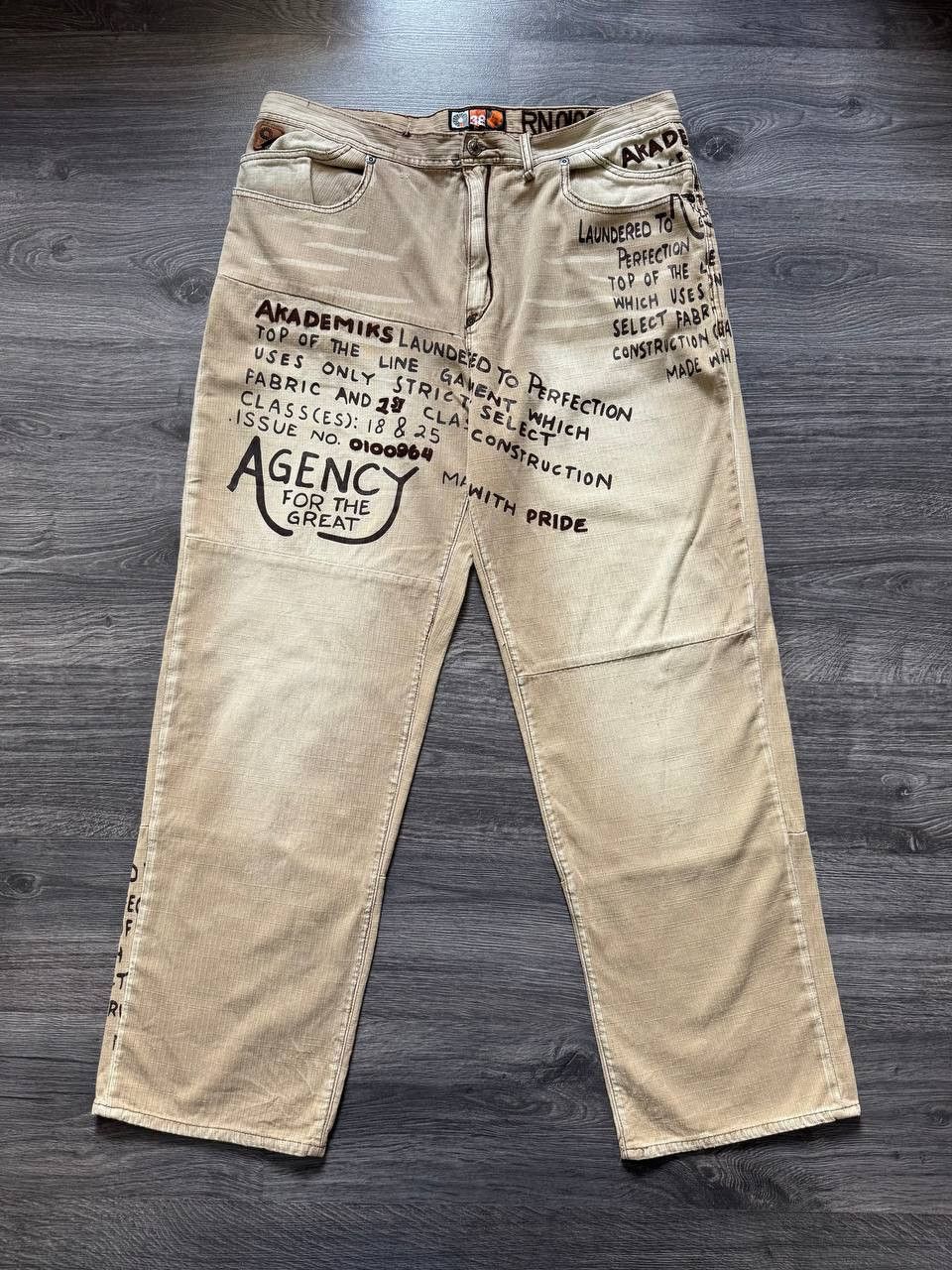 Akademiks Vintage Akademiks Baggy Graphic Y2K Jeans Size 38 Wide Leg Size US 38 / EU 54 - 1 Thumbnail