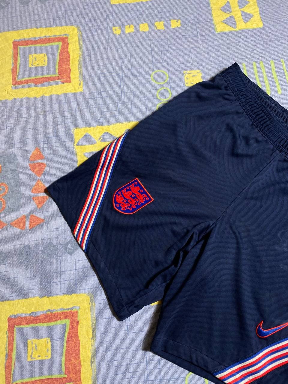 Nike Vintage Nike shorts streetwear swoosh y2k Size US 34 / EU 50 - 2 Thumbnail