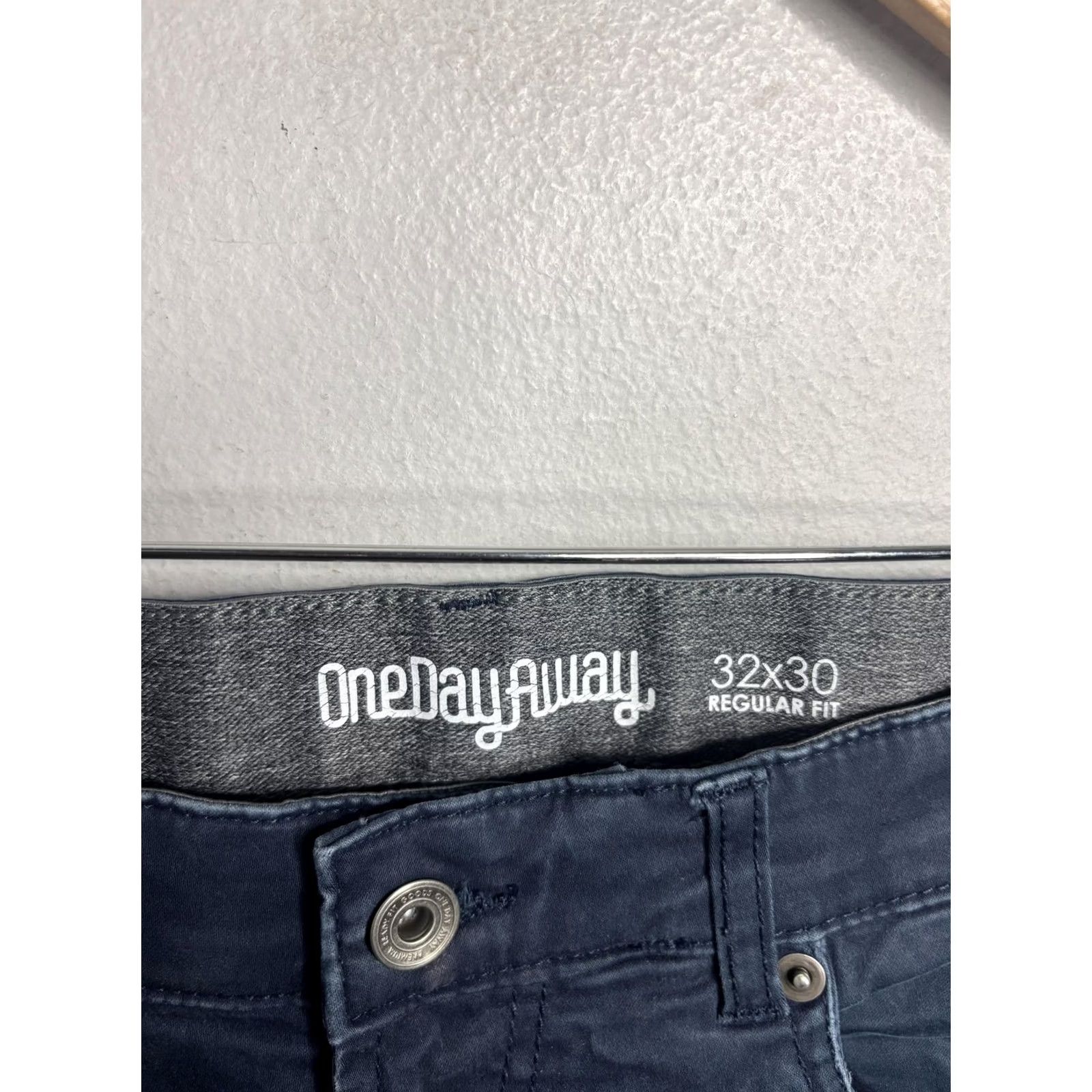 Vintage OneDayAway Jeans Mens 32x30 Blue Regular Straight Leg 5-Pocket Zip Fly Denim Size US 32 / EU 48 - 4 Thumbnail