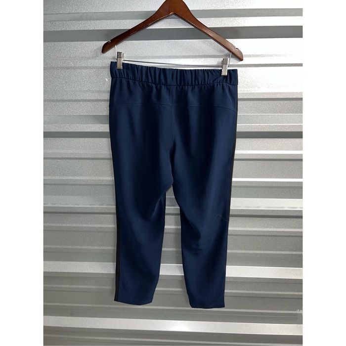 Lululemon Lululemon Navy Stretch Joggers Size 6