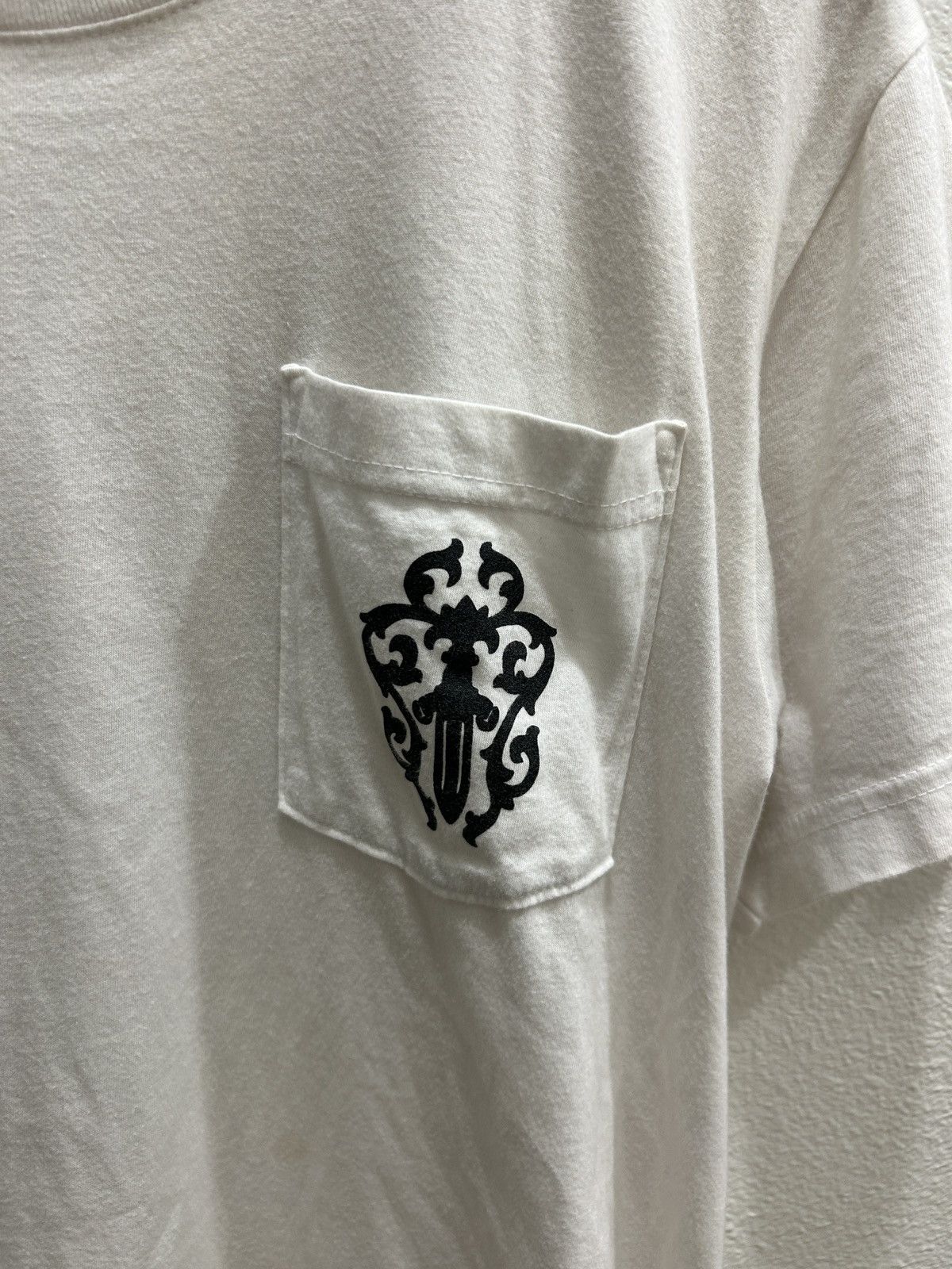 Chrome Hearts Chrome Hearts Script & Dagger Pocket Tee Size US M / EU 48-50 / 2 - 3 Thumbnail