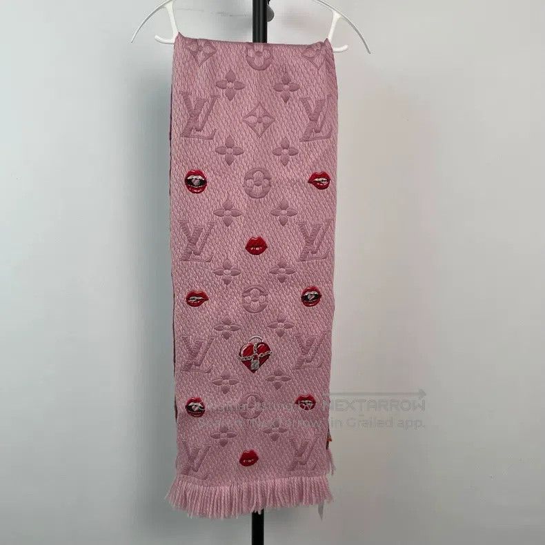 Louis Vuitton Louis Vuitton Pink cashmere scarf Size ONE SIZE - 2 Thumbnail