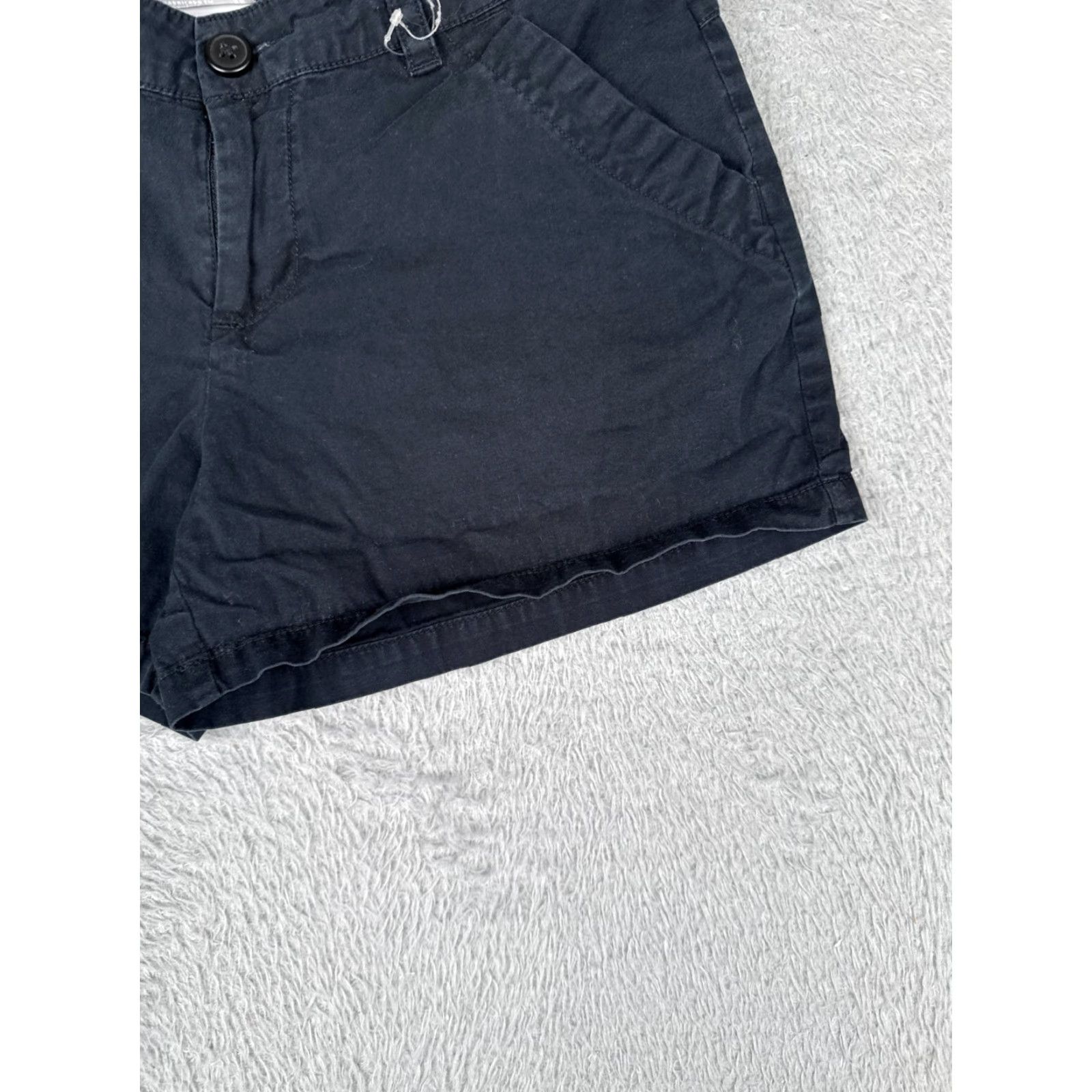 Vintage VINTAGE Columbia Shorts Womens 6 Black Cotton Twill Chino Hiking Camping Casual 28x4 Size 28" / US 6 / IT 42 - 2 Thumbnail