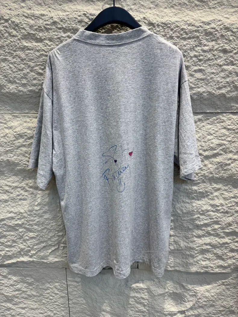 Balenciaga Balenciaga Round Neck Short Sleeve Love Detail T-Shirt Size US XS / EU 42 / 0 - 5 Thumbnail