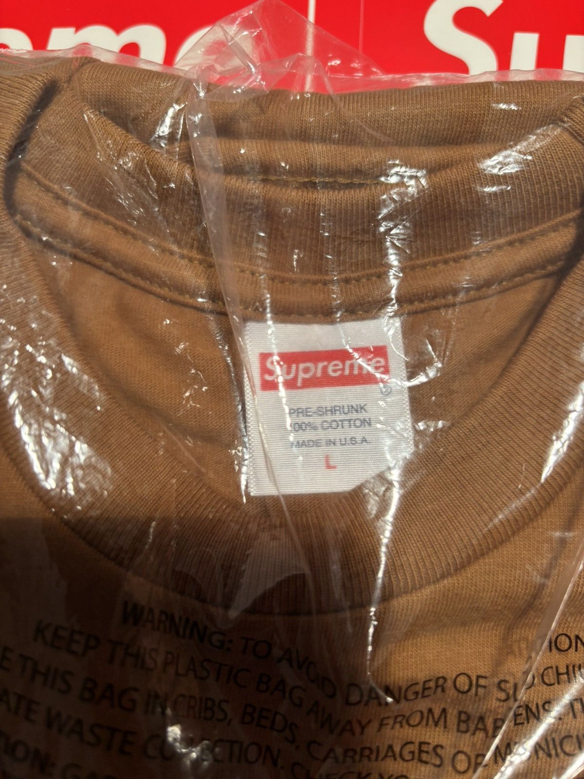 Supreme Supreme GOTHAM tee shirt FW23 light brown Large deadstock Size US L / EU 52-54 / 3 - 4 Thumbnail