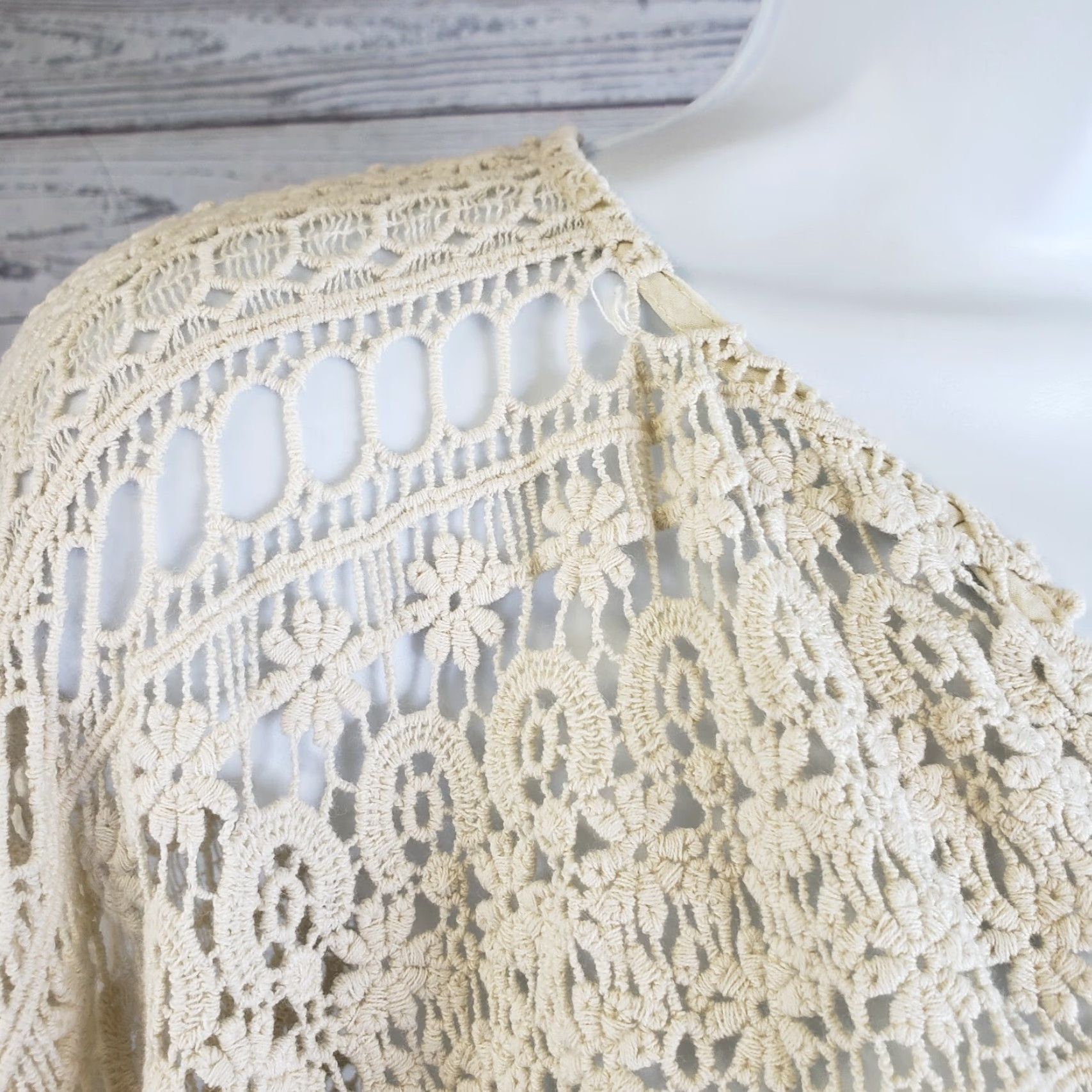 Vintage CAbi 5026 Capri Top Blouse Ivory Crochet Cotton Boho Women S Size S / US 4 / IT 40 - 2 Thumbnail