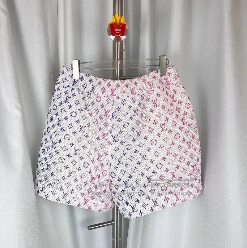Louis Vuitton Louis Vuitton White Men's Shorts . Size US 32 / EU 48 - 2 Thumbnail