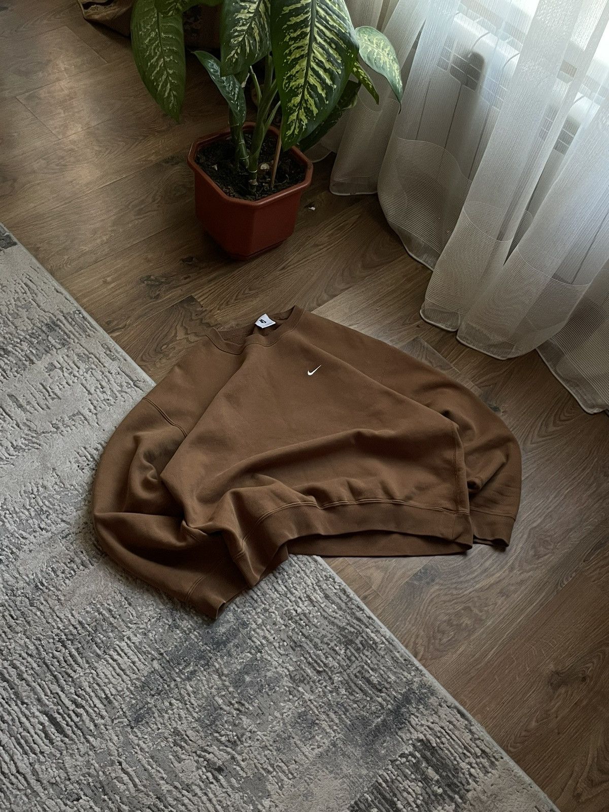 Nike × Vintage Nike boxy fit sweatshirt vintage style Size US L / EU 52-54 / 3 - 1 Thumbnail