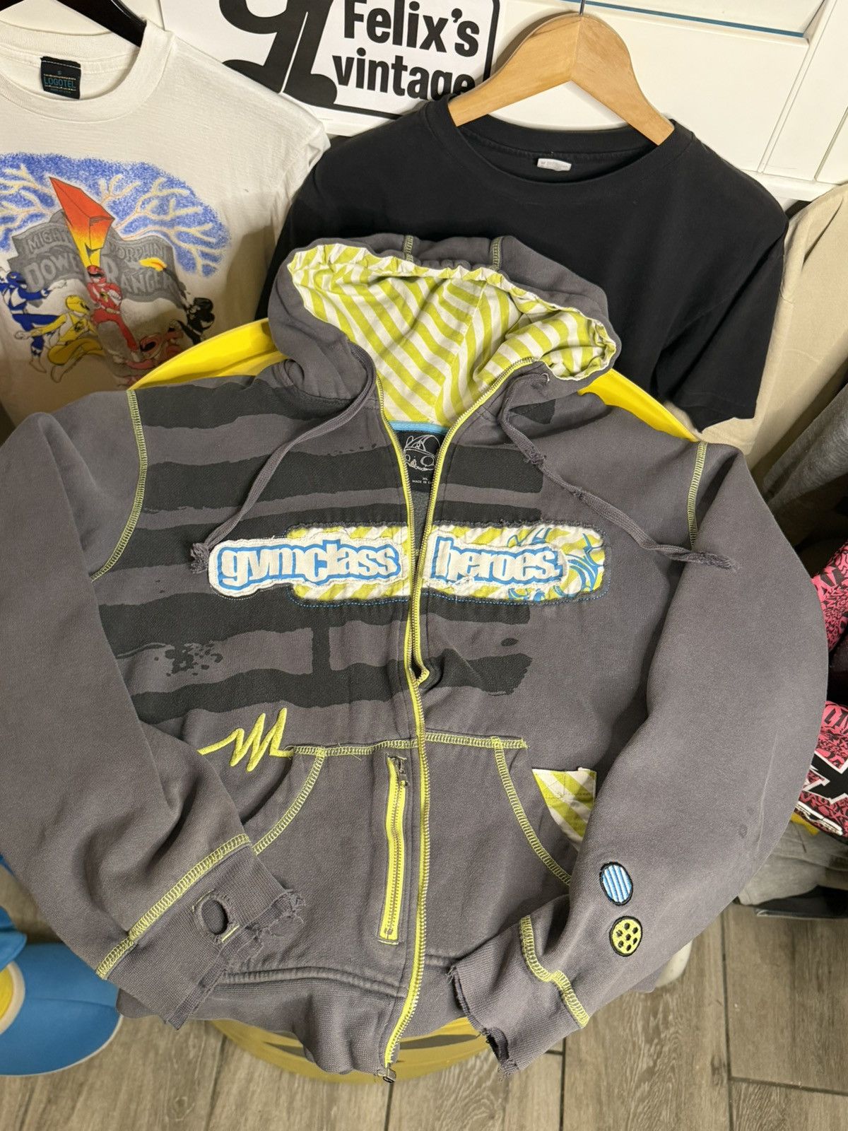 Vintage 2000s gymclass heros adam alvine tour hoodie RARE Size US S / EU 44-46 / 1 - 7 Thumbnail
