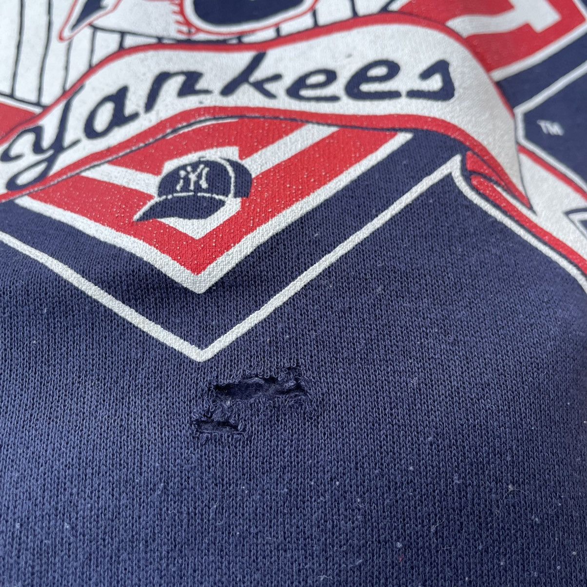 Vintage 🔥Vintage 1993 Albany Colonies Yankees Big Logo Sweatshirts Size US M / EU 48-50 / 2 - 11 Thumbnail