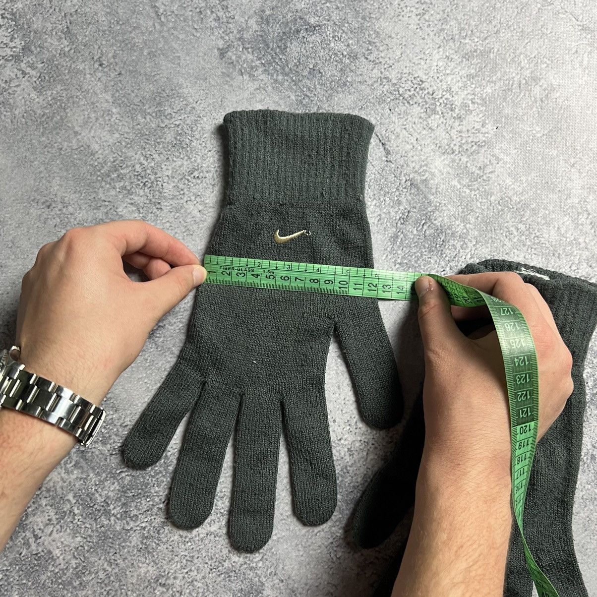 Nike Nike Vintage Gloves Men's Gray Acrylic Size ONE SIZE - 4 Thumbnail