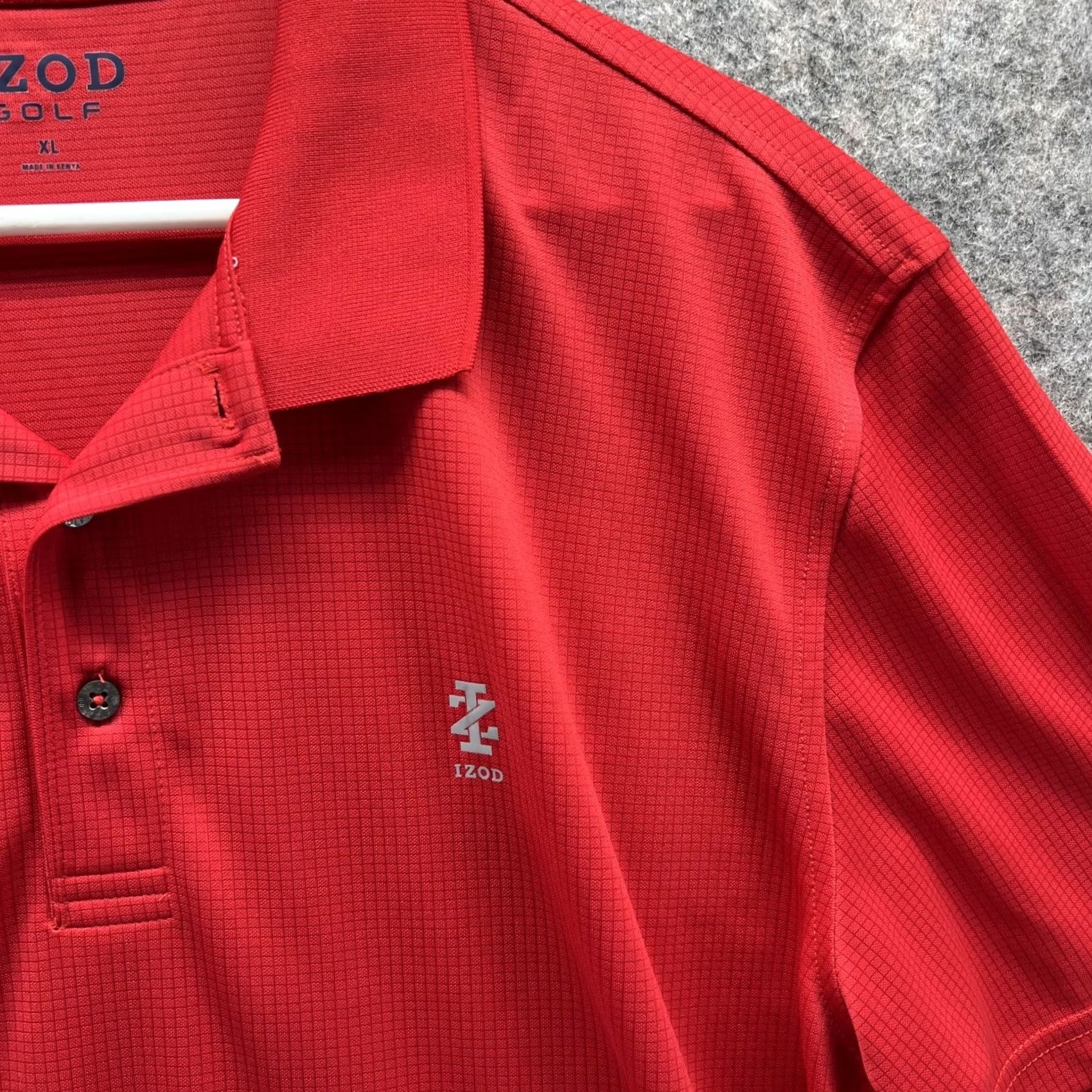 Izod VINTAGE IZOD Polo Shirt Mens XL Red Athletic Fit Golf Polyester Short Sleeve 46 Chest Size US XL / EU 56 / 4 - 4 Thumbnail