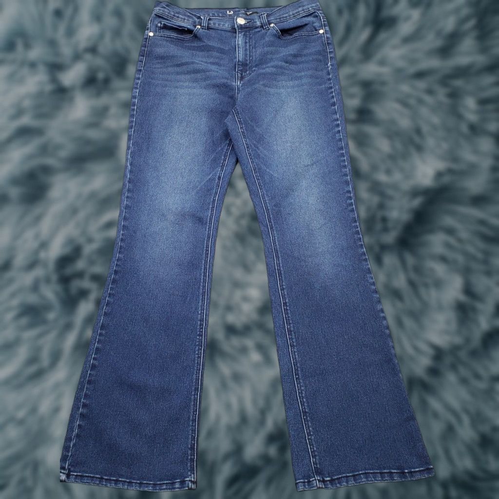 Denime DG2 Faded Whiskered Bootcut Jeans Womens Size 10 Blue Denim Medium Wash Stretch Jeans Womens Mens? Size 32" / US 10 / IT 46 - 1 Thumbnail