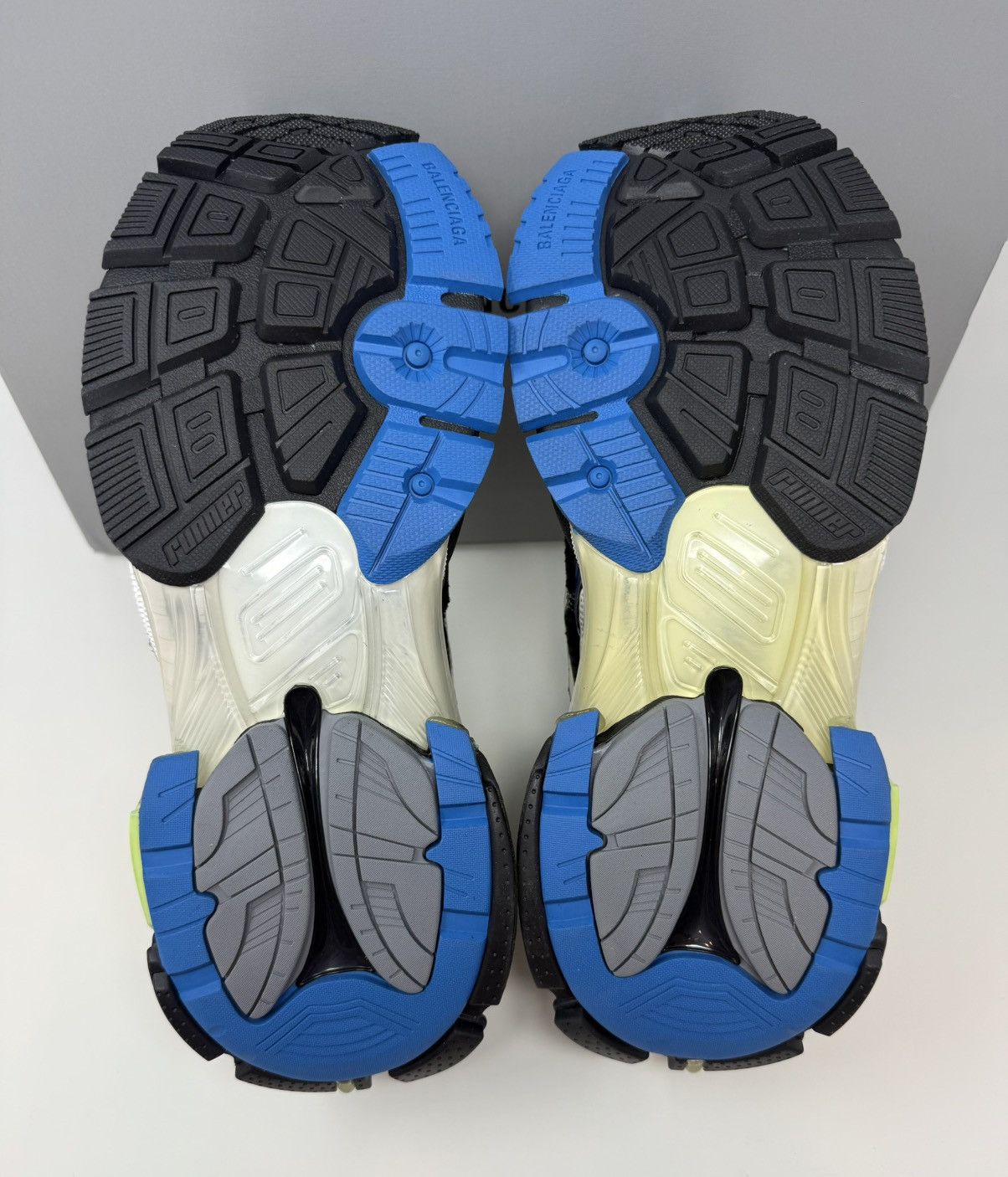 Balenciaga Balenciaga Runner Sneaker Green/Blue/Black Size US 9 / EU 42 - 6 Thumbnail