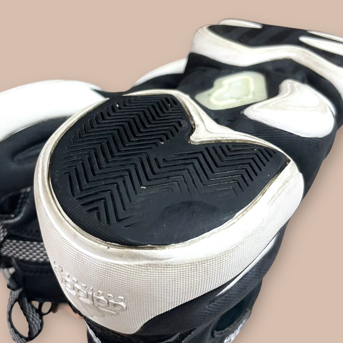 Adidas 2015 ADIDAS CRAZY 8 Size US 5 / EU 37 - 20 Thumbnail