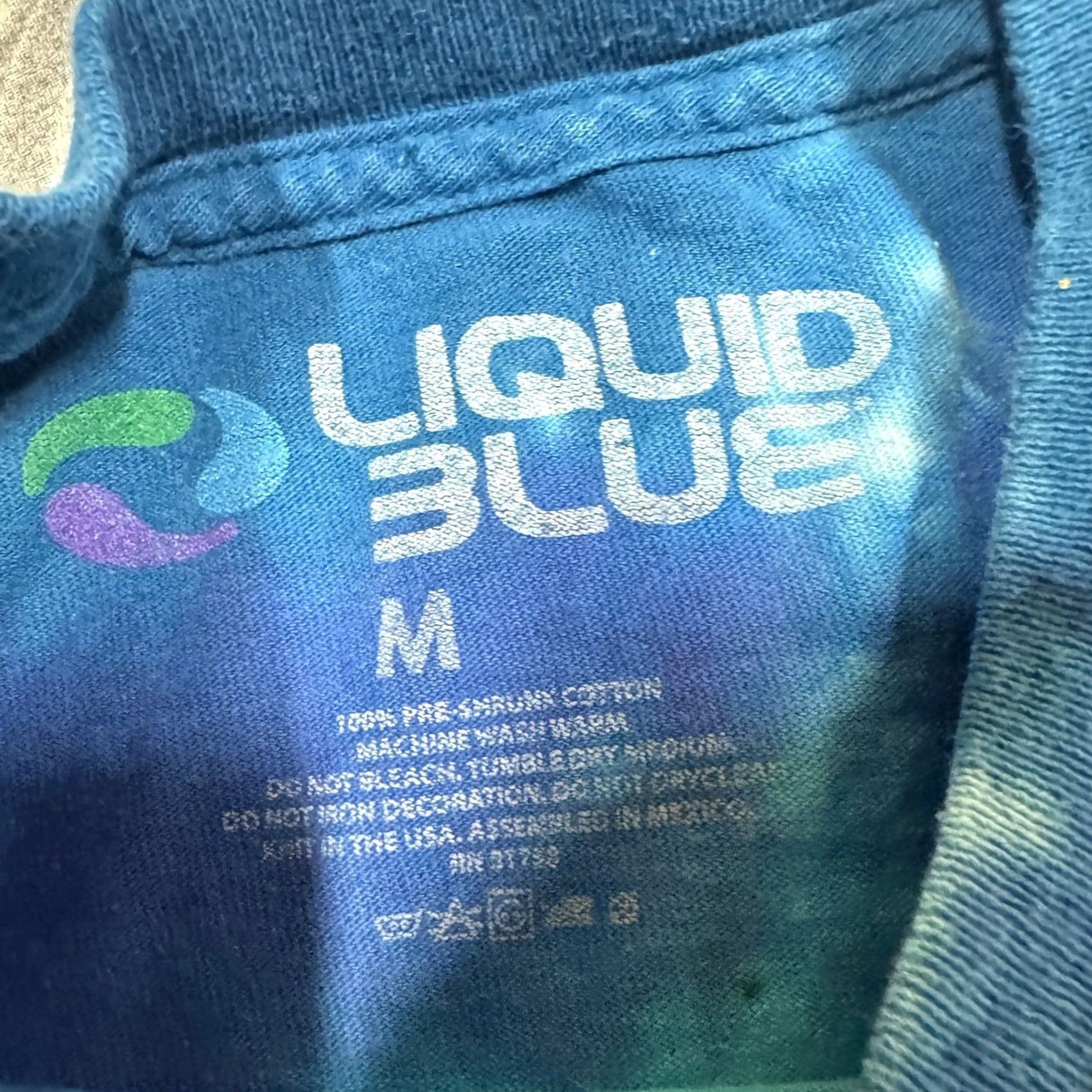 Liquid Blue Liquid Blue T-Shirt Men's Medium Pink Floyd Tie Dye 100% Cotton Multicolor Shirt Mens M Pink Floyd Tie Dye Multicolor Liquid Blue Shirt Size US M / EU 48-50 / 2 - 2 Thumbnail