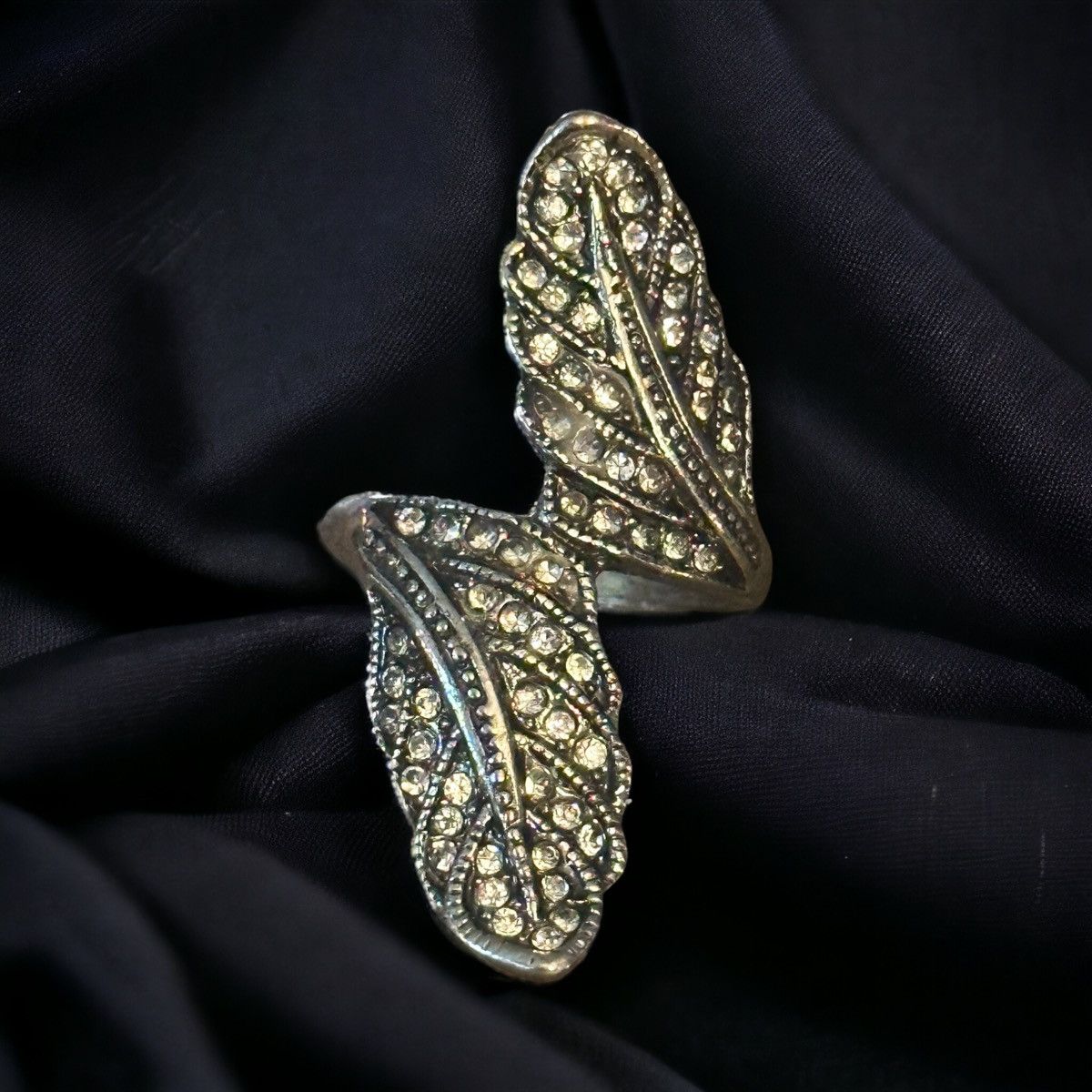 Vintage Vintage double leaf marcasite ring Size ONE SIZE - 1 Thumbnail