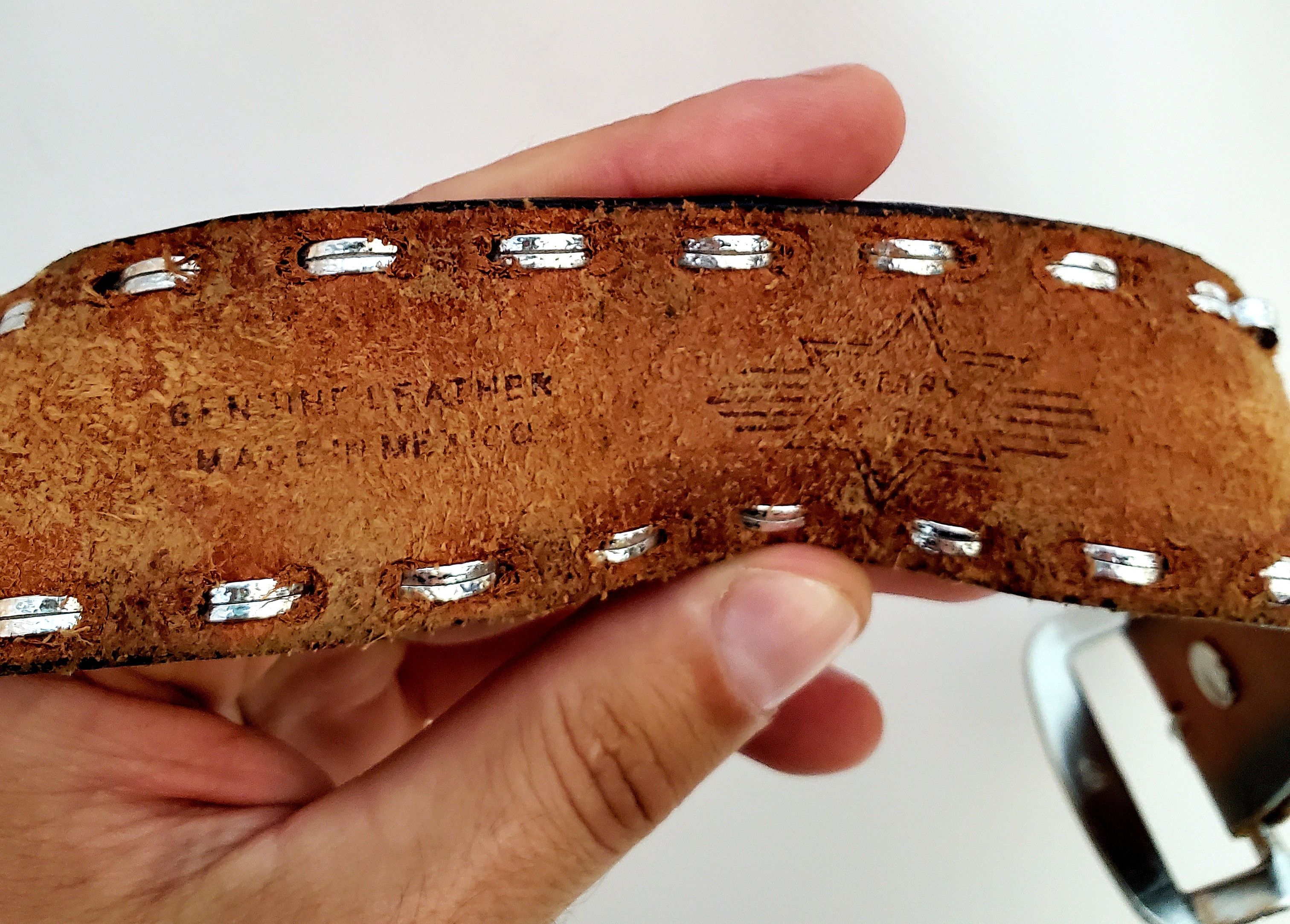 Etro × Genuine Leather × Japanese Brand Vintage Etro leather belt length 107 cm perfect condition Size 36 - 5 Thumbnail