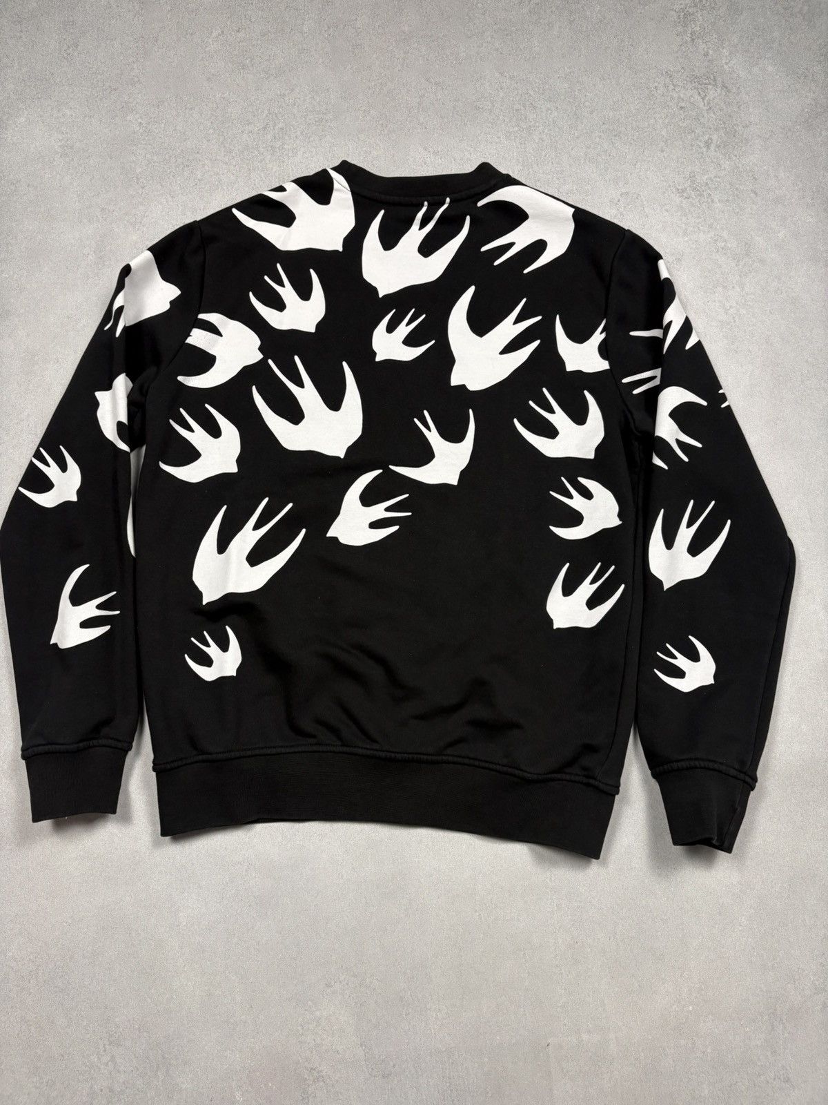 Alexander McQueen McQ Alexander McQueen Swallow Print Sweatshirt Black Size L Size US L / EU 52-54 / 3 - 12 Thumbnail