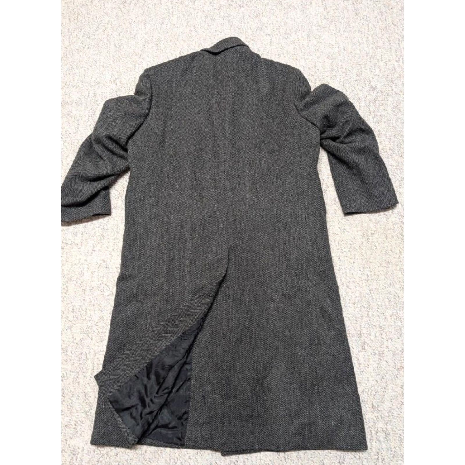 Vintage VINTAGE tweed donegal wool OVERCOAT trench XL 46 charcoal gray herringbone John Ashford coat Men Size US XL / EU 56 / 4 - 2 Thumbnail
