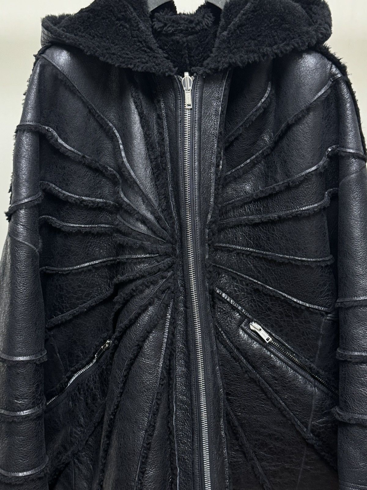 Rick Owens Rick owens Luxor Jumbo shearling-trim Hooded Jacket Size US M / EU 48-50 / 2 - 4 Thumbnail