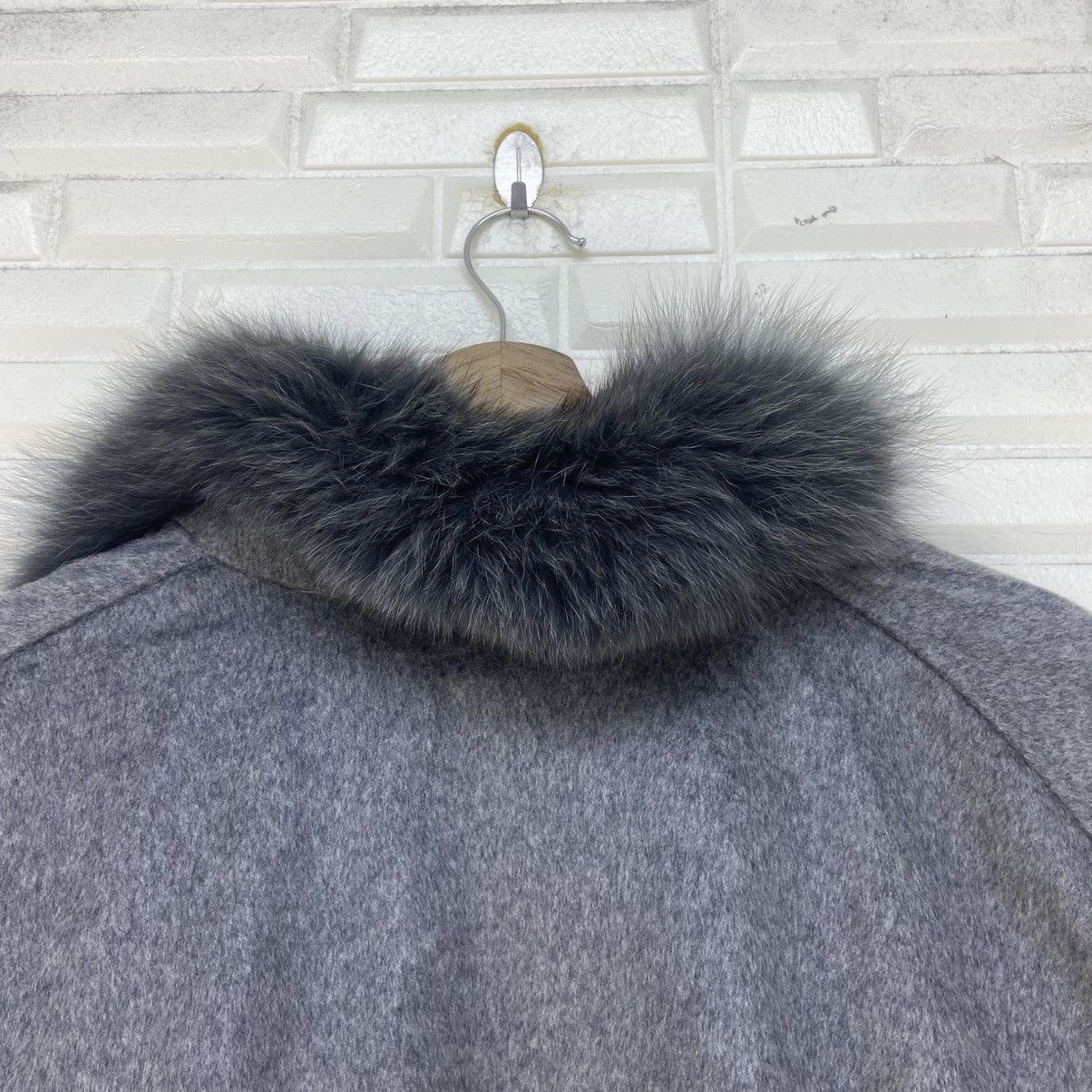 Sagafurs Saga Furs Blue Fox & Rabbit Ponchos Size M / US 6-8 / IT 42-44 - 9 Thumbnail