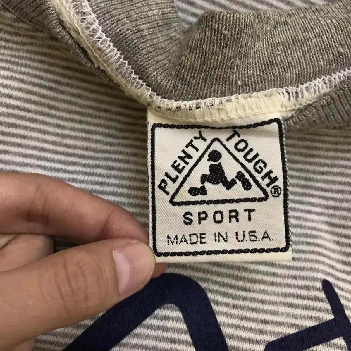 Vintage Vintage PLENTY TOUGH SPORT Made In USA Ringer Sweatshirt Size L / US 10 / IT 46 - 4 Thumbnail