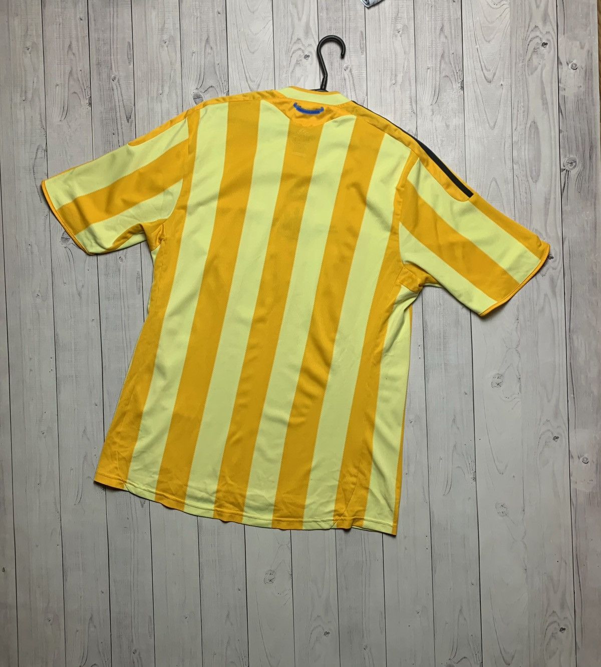 Adidas × Vintage Vintage adidas New Castle United soccer jersey Champions2010 Size US L / EU 52-54 / 3 - 6 Thumbnail