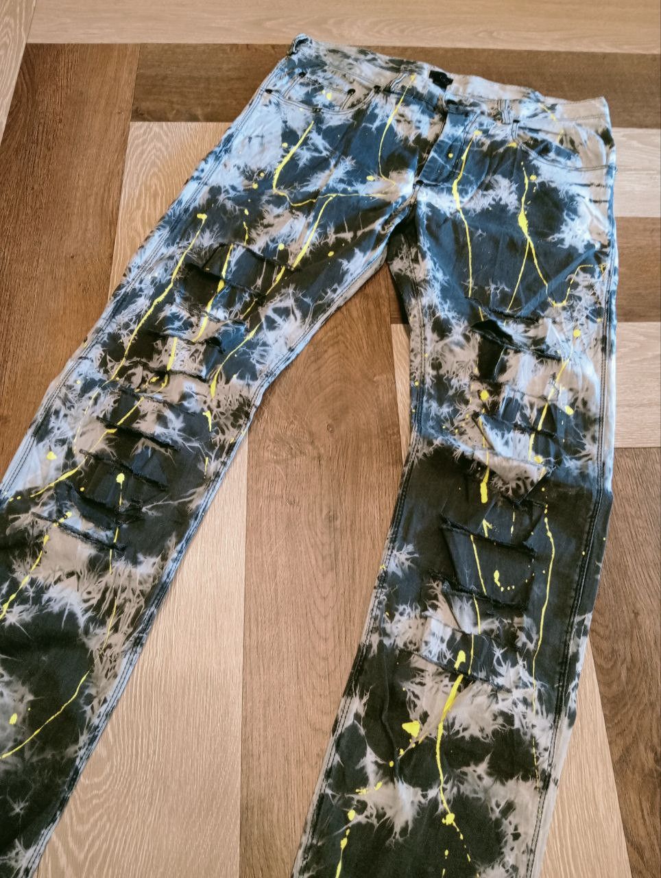 H&M H&M DISTRESSED BLEACH PAINTER PANTS Size US 32 / EU 48 - 5 Thumbnail