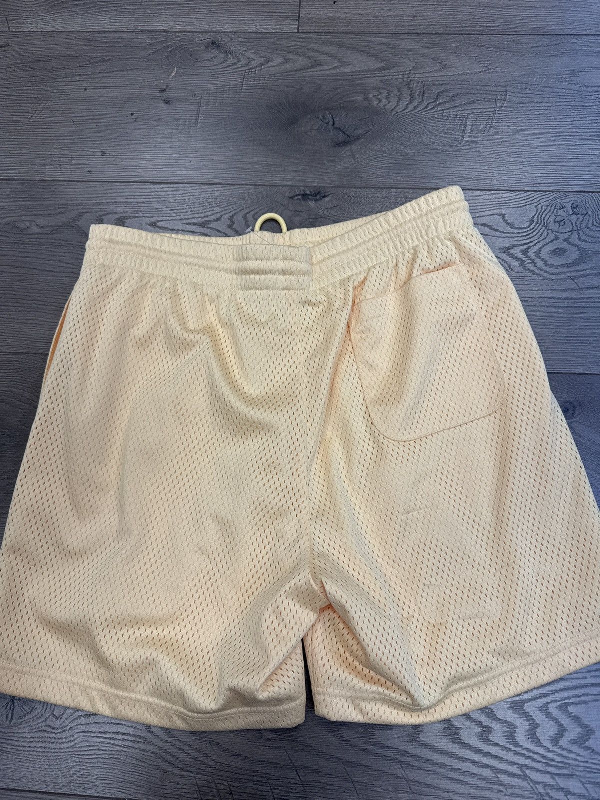 Aime Leon Dore × New Balance Aime Leon dore new balance shorts cream medium Size US 32 / EU 48 - 2 Thumbnail