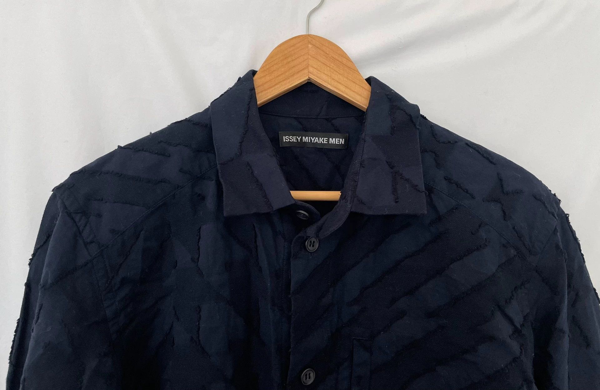 Issey Miyake Issey Miyake Men's Appliqué Shirt Size US M / EU 48-50 / 2 - 3 Thumbnail