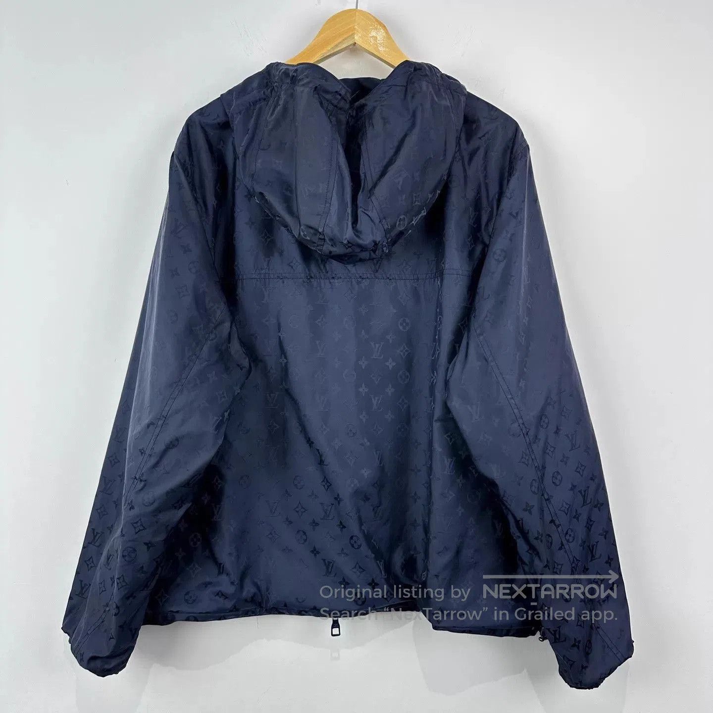 Louis Vuitton Blue Hooded Light Jacket, Size L. Size US L / EU 52-54 / 3 - 2 Thumbnail