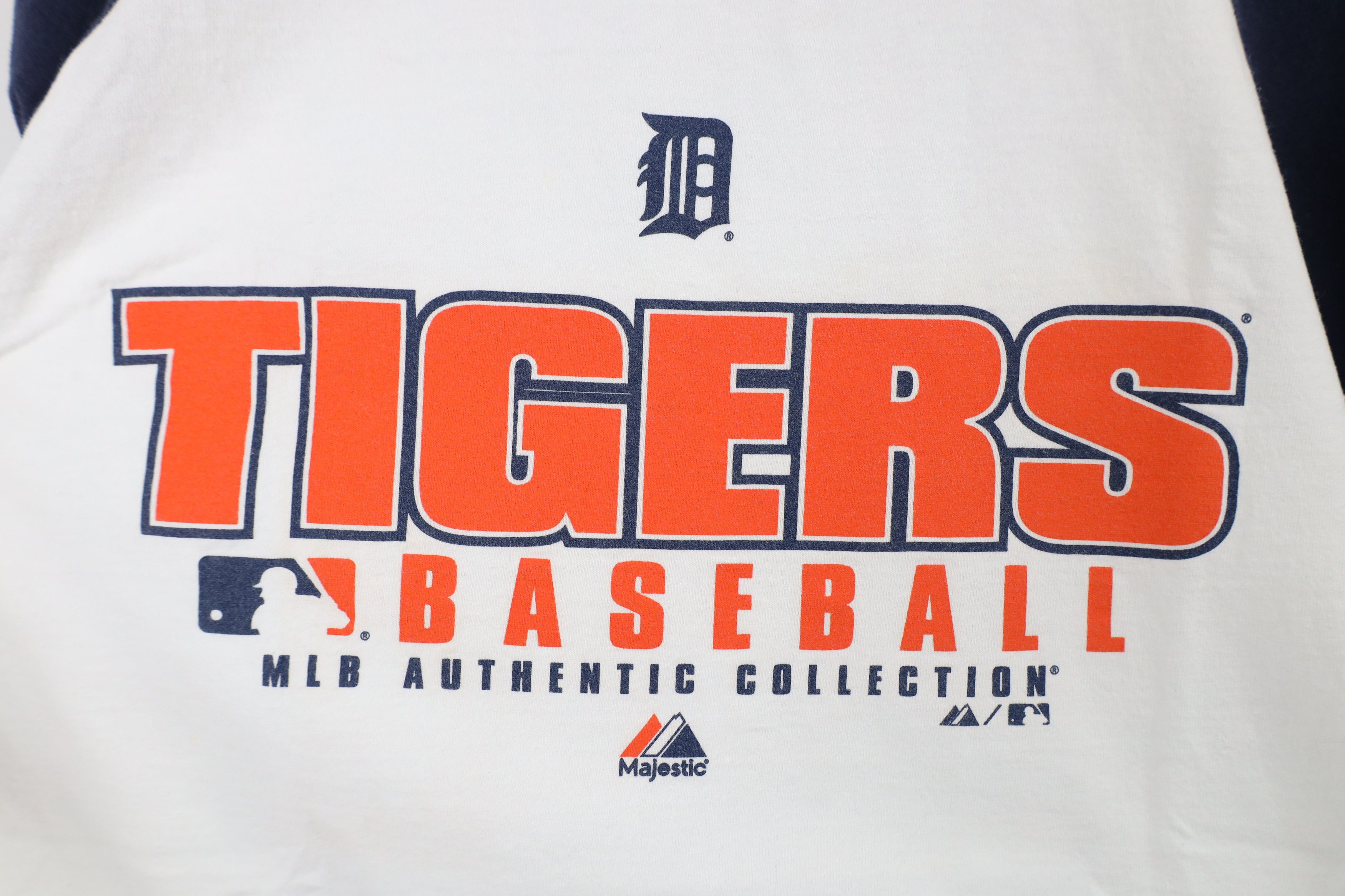 Majestic × Vintage Vintage Majestic Detroit Tigers Baseball Raglan T-Shirt Size US M / EU 48-50 / 2 - 4 Thumbnail