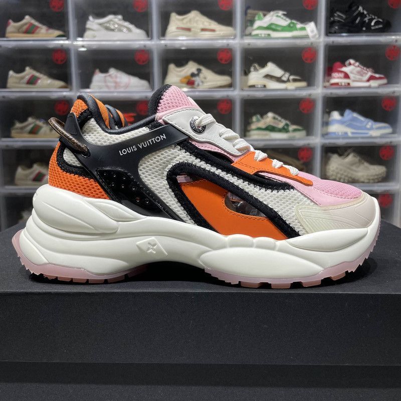 Louis Vuitton Louis Vuitton Run 55 Casual Sneakers for Women -2505 Size US 6 / IT 36 - 2 Thumbnail