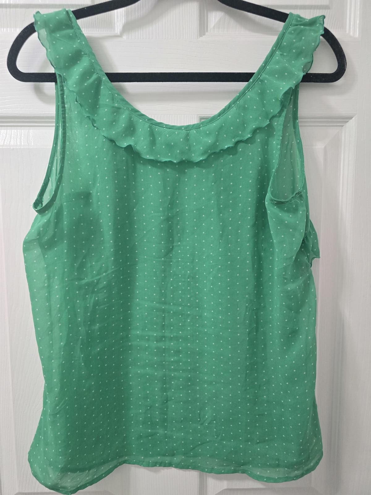 Old Navy Old Navy Green Polka Dot Ruffle Sleeveless Top Size L Size L / US 10 / IT 46 - 2 Thumbnail