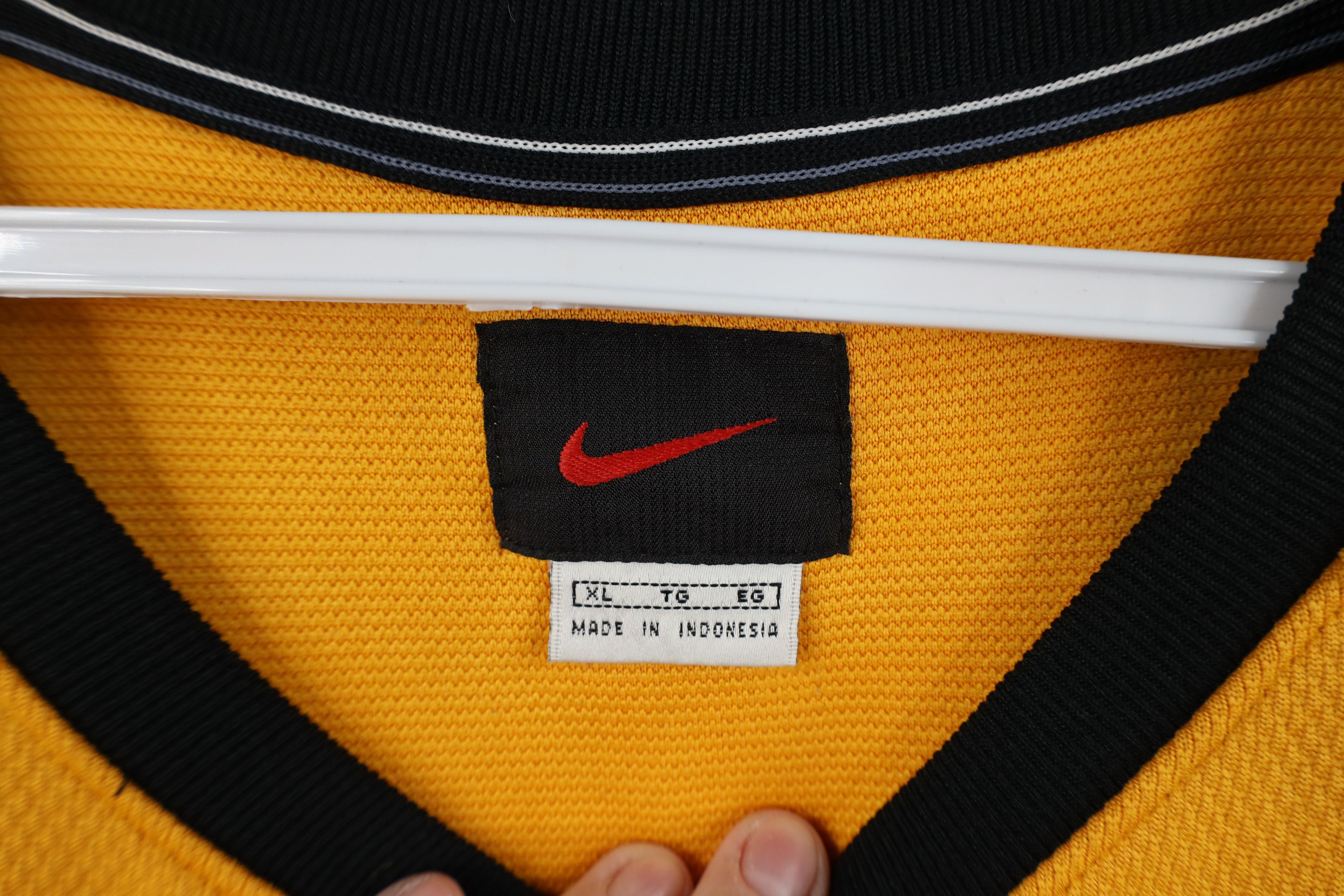 Nike Vintage 90s Nike Center Swoosh Heavy Thermal Knit T-Shirt Size US XL / EU 56 / 4 - 10 Thumbnail