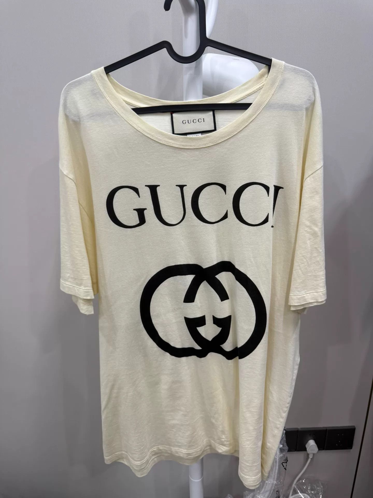Gucci Gucci Men's Short Sleeve Logo Tee Size US M / EU 48-50 / 2 - 1 Thumbnail