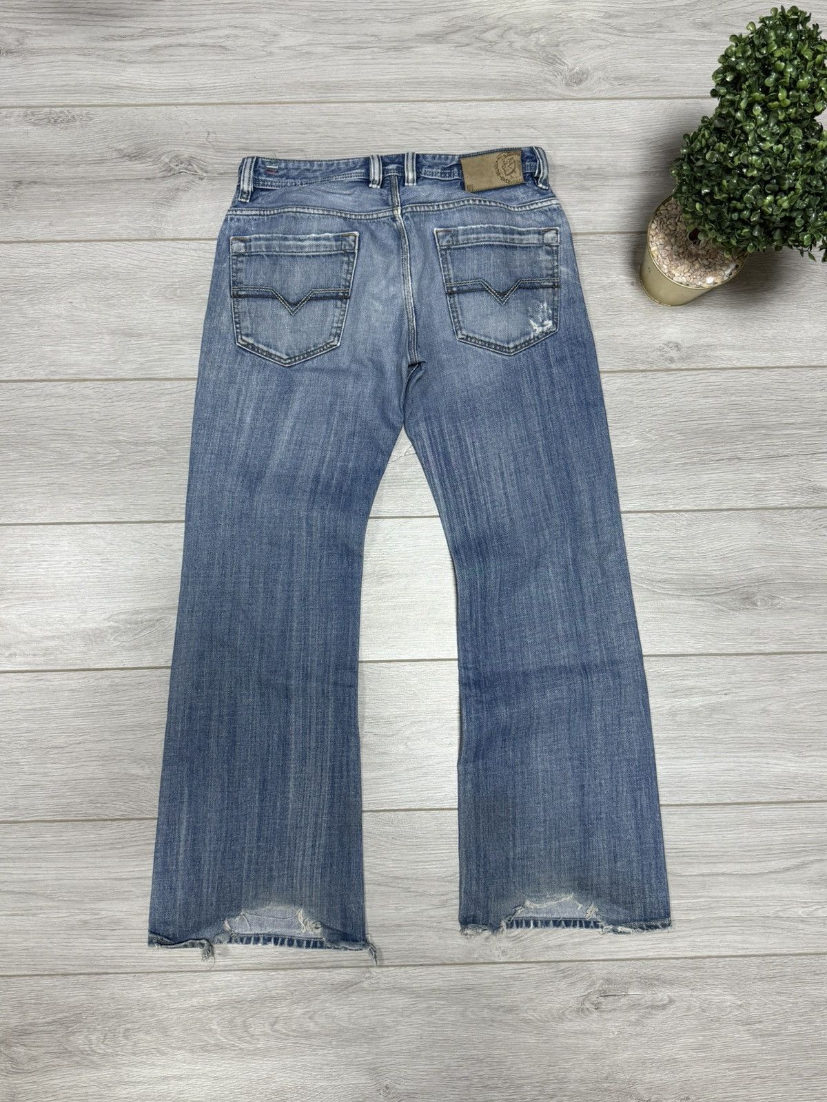 Diesel Diesel Koffha flared distressed jeans pants dirty ripped Size US 33 - 1 Thumbnail