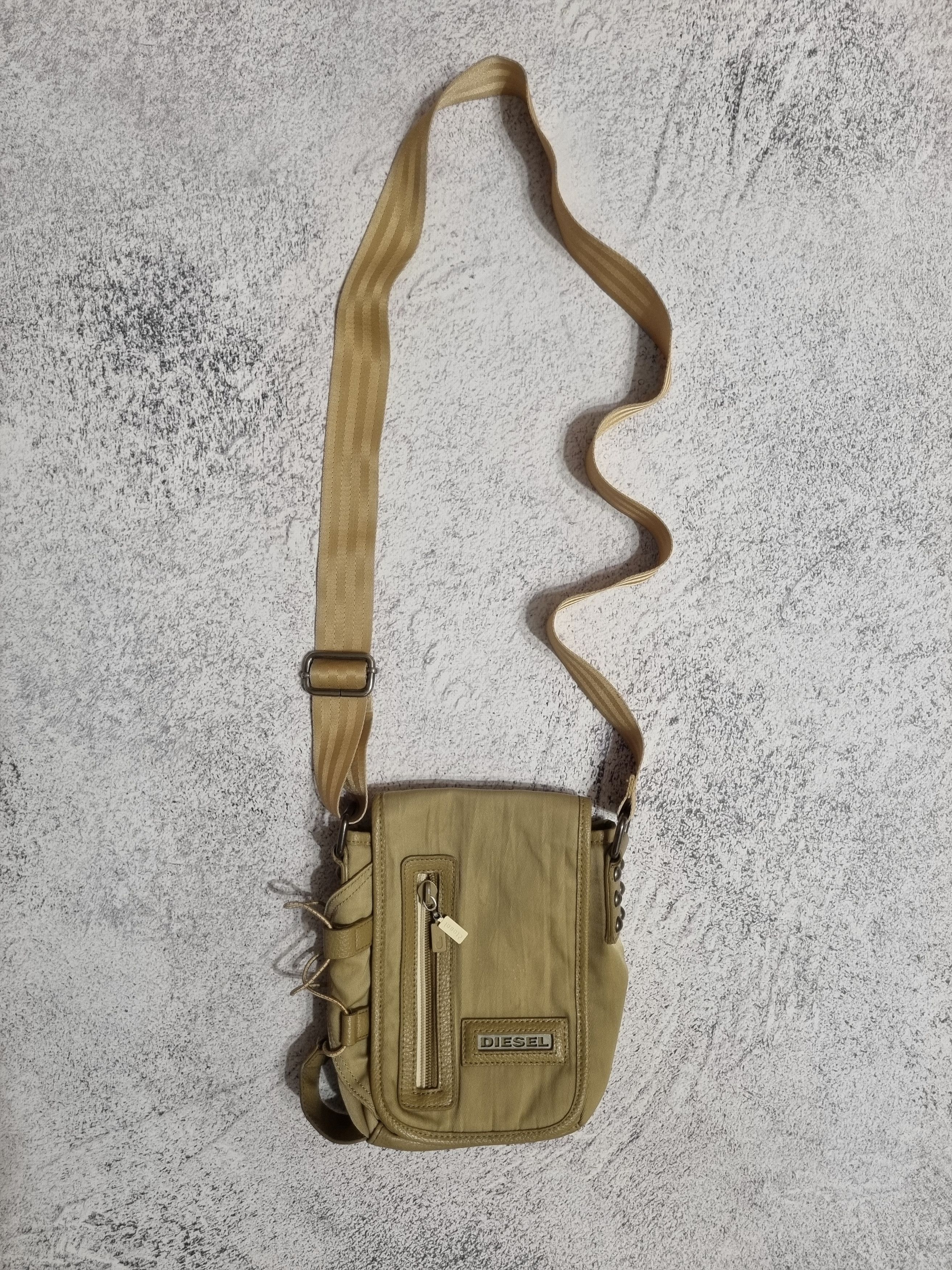 Diesel Vintage Diesel Post Apocalypse Crossbody Bag Size ONE SIZE - 1 Thumbnail