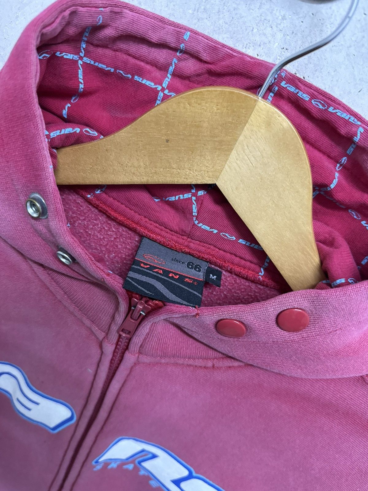 Vans Vintage 90s Vans Zip Up Faded Hoodie Size US M / EU 48-50 / 2 - 3 Thumbnail