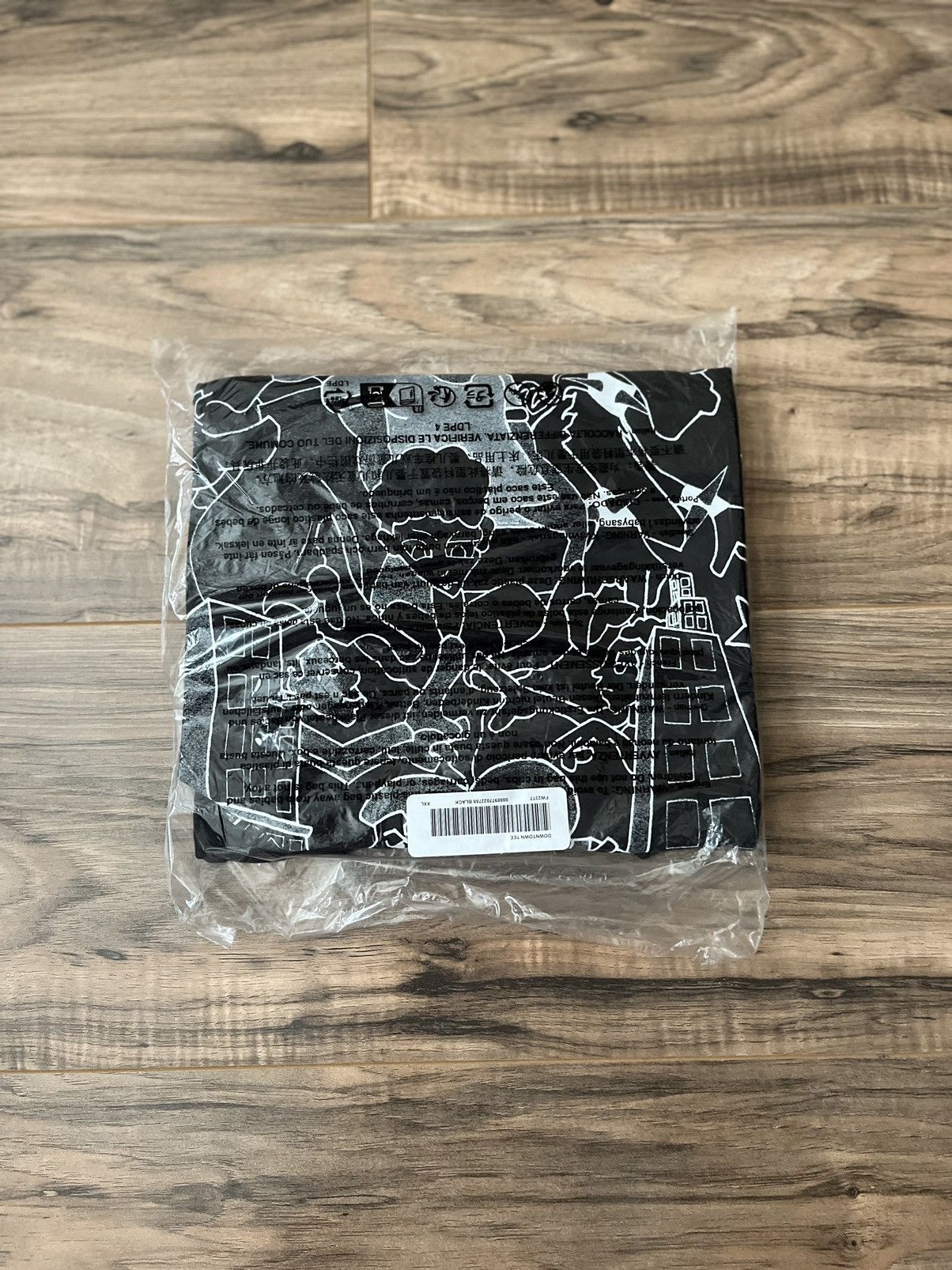 image of Supreme Downtown Tee in Black, Men's (Size 2XL)
