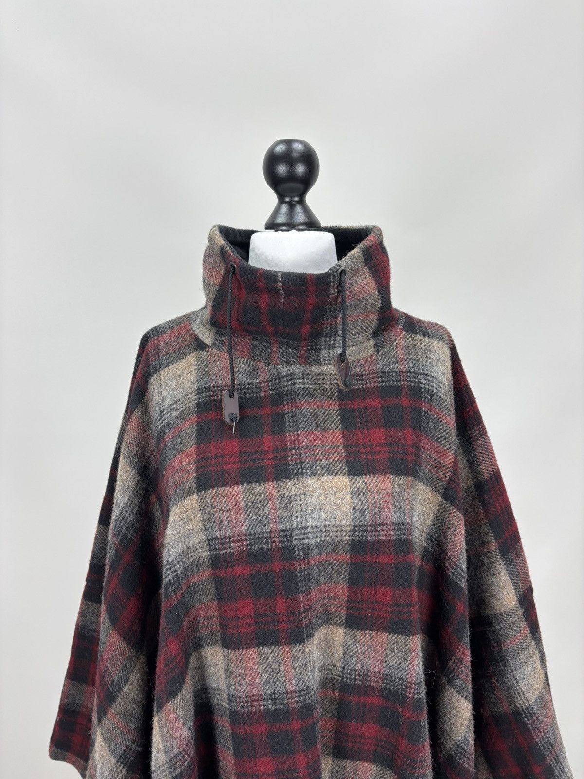 Polo Ralph Lauren Mens vintage Polo Ralph Lauren Indian Poncho Made in U.S.A Size US M / EU 48-50 / 2 - 3 Thumbnail