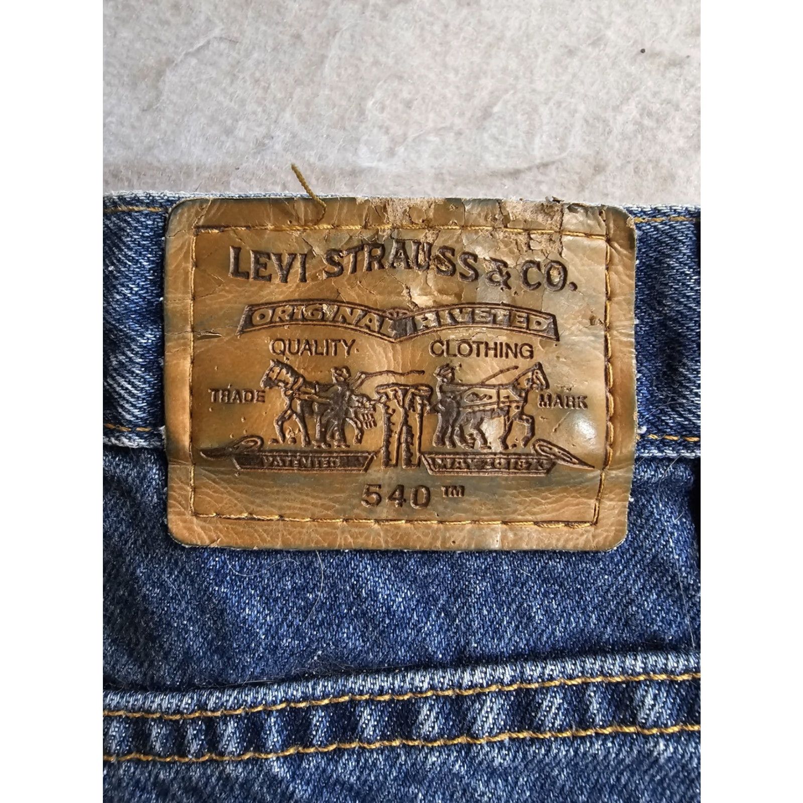 Levi's VINTAGE Levi's 540 Brown Tab Relaxed Fit Denim Jeans Mens 44x32 Levi's 540 90s Mexico Blue Cotton Denim Straight Pocket Jeans Men 90s Size US 44 / EU 60 - 2 Thumbnail