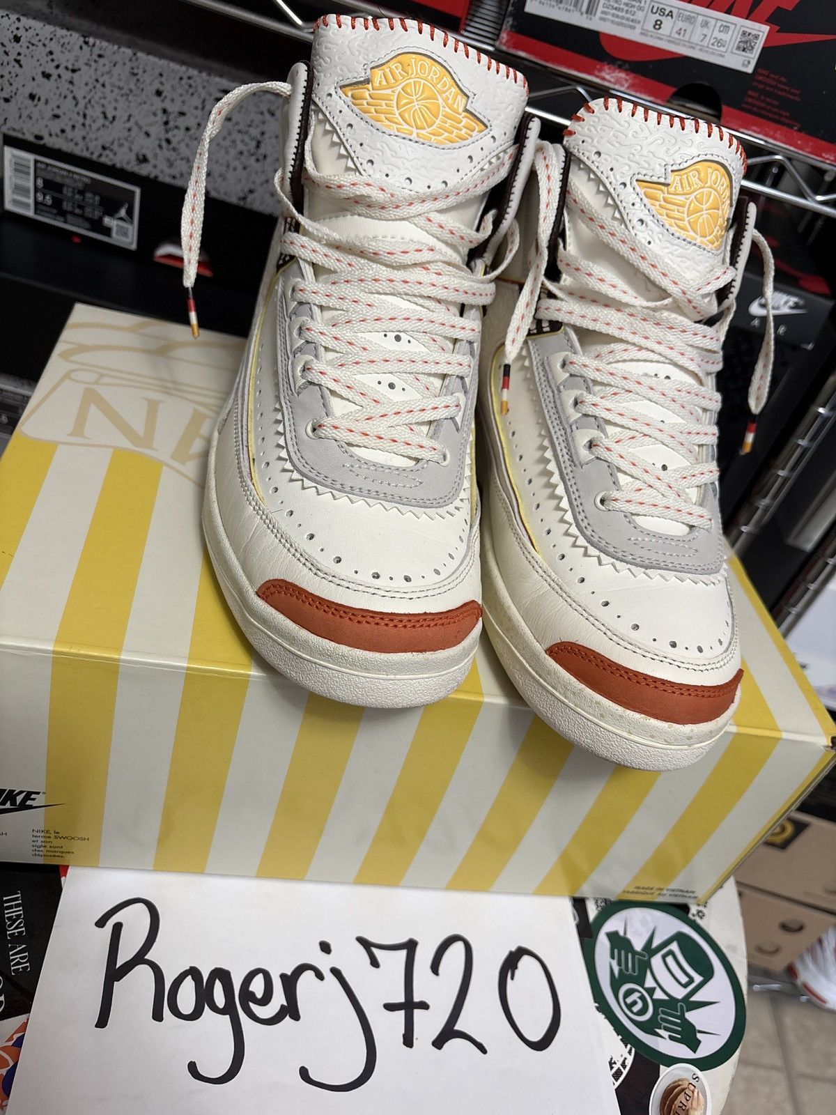 Jordan Brand Jordan 2 Maison Chateau Rogue Size US 8 / EU 41 - 5 Thumbnail