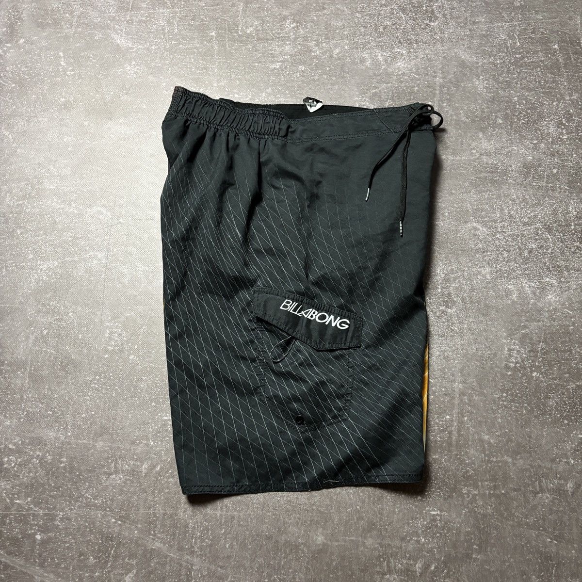 Billabong vintage billabong shorts surf style 90s black Size US 31 - 7 Thumbnail