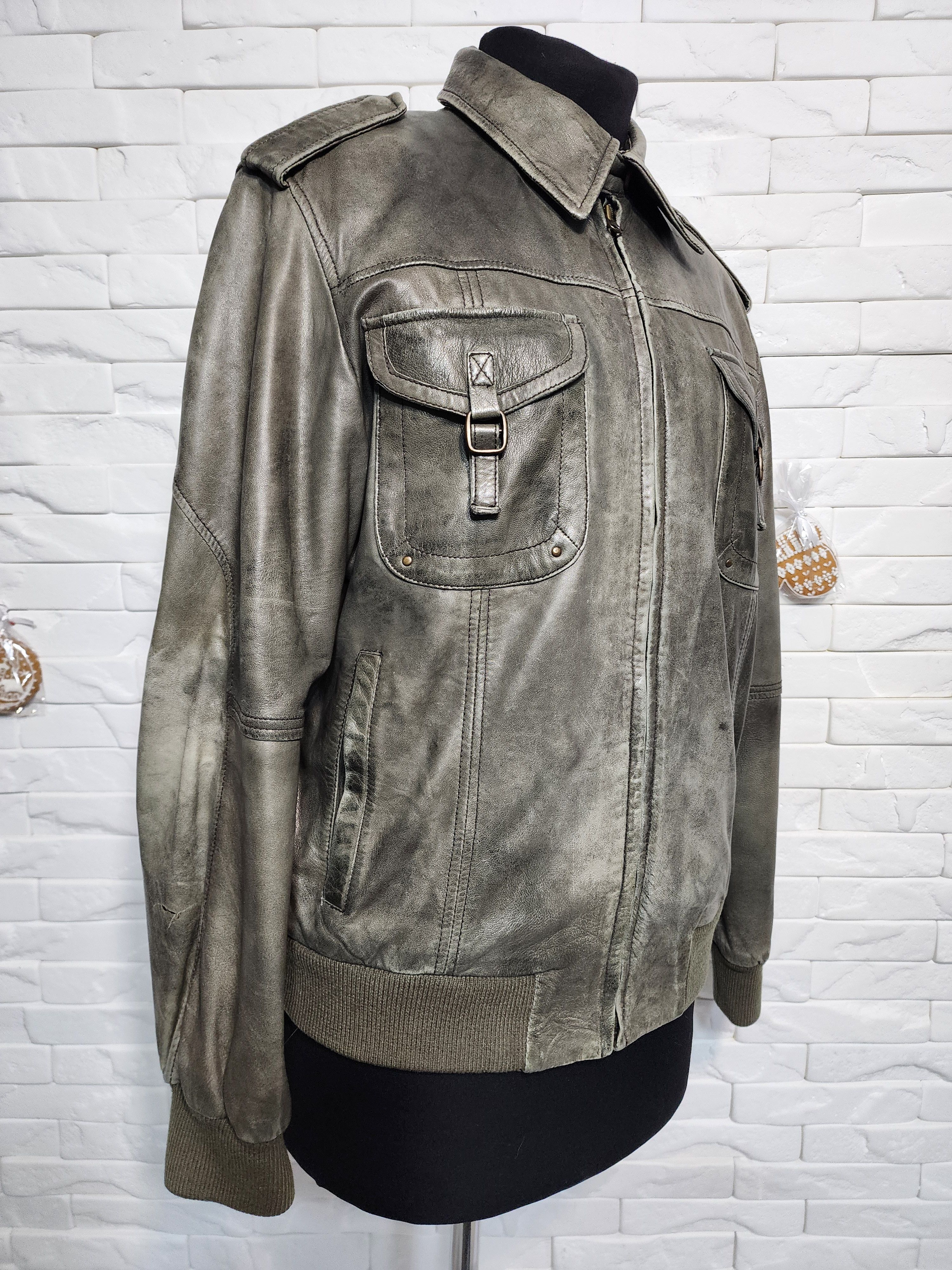 Uniqlo Gray Leather Men's Jacket: Zip Front, Size US M / EU 48-50 / 2 - 2 Thumbnail