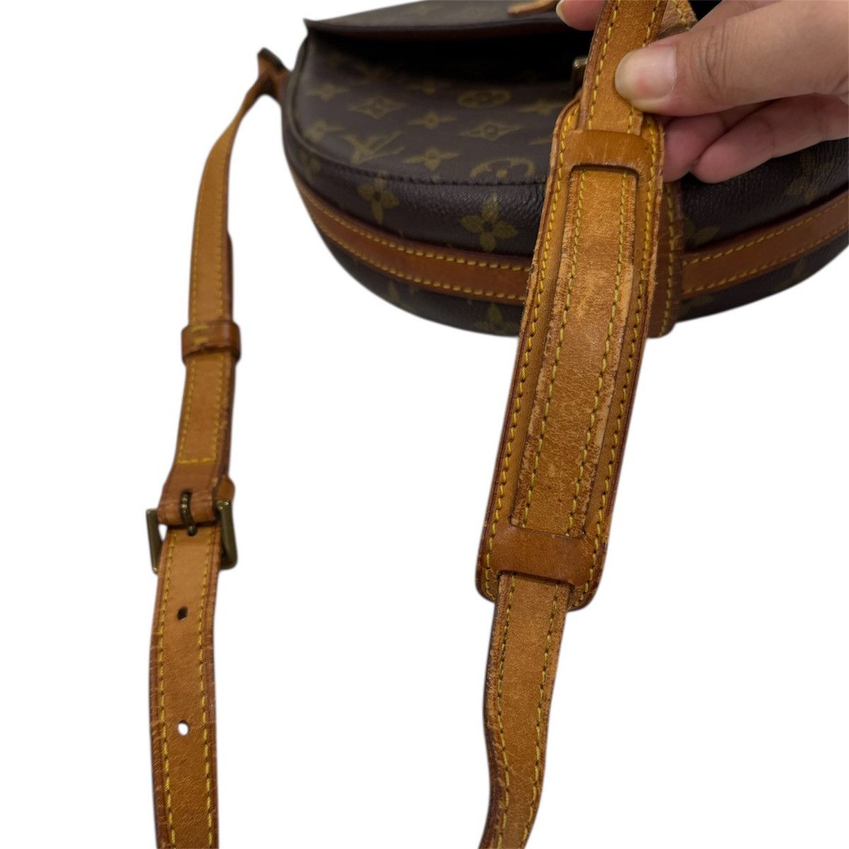 Louis Vuitton Louis Vuitton Monogram Canvas Chantilly MM Crossbody Size ONE SIZE - 10 Thumbnail