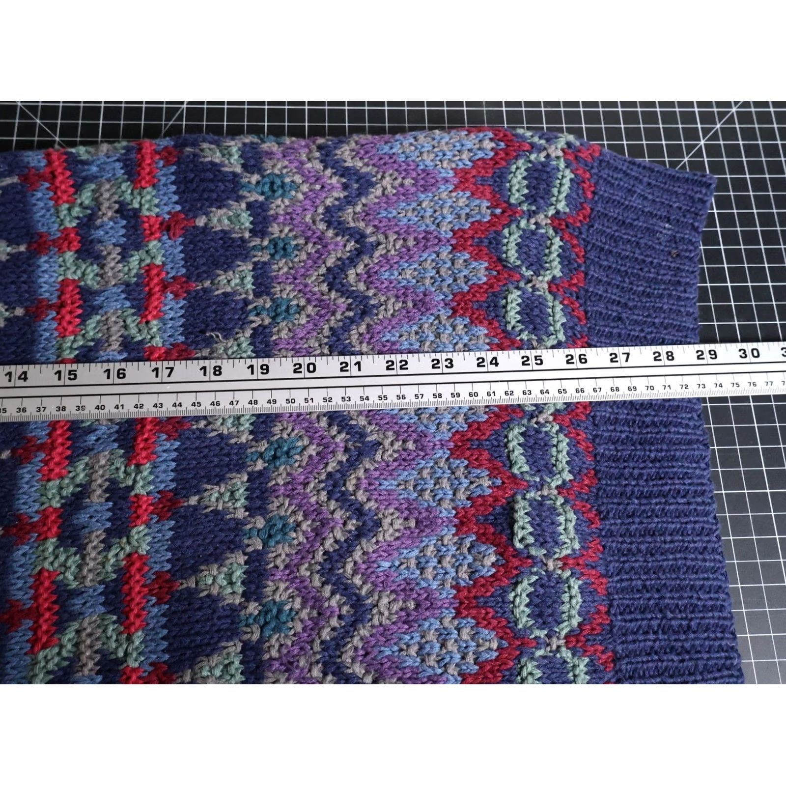 Vintage VINTAGE Hand Knit Sweater Women's Large Purple Dark Blue Fair Isle Heavyweight Ramie Size L / US 10 / IT 46 - 6 Thumbnail